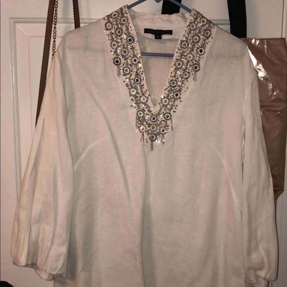 Lafayette 148 .Embroidered collar with crystals !